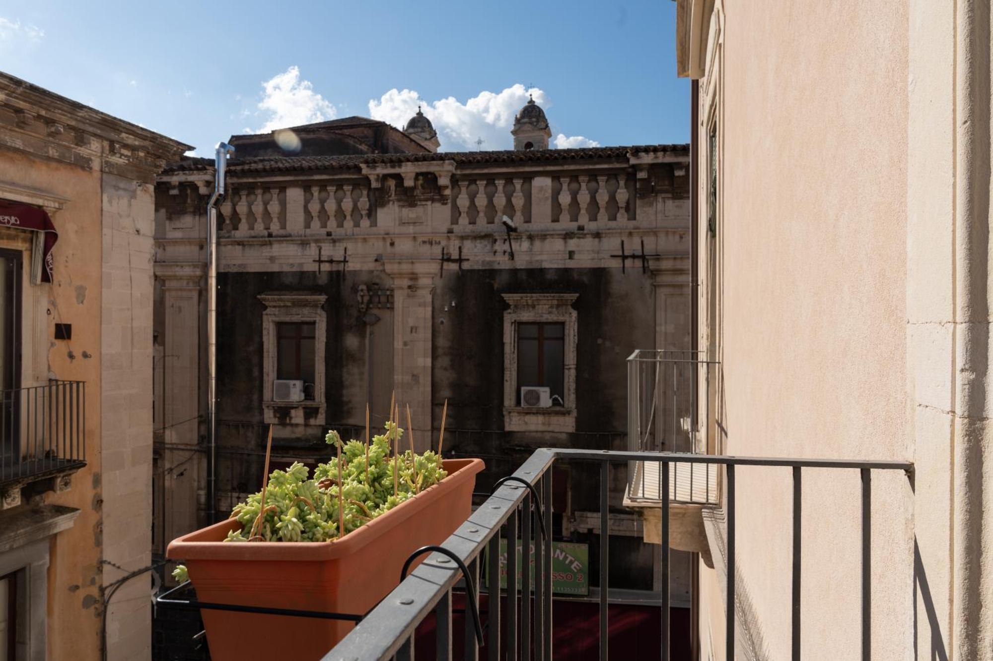 Amenano Apartments Catania Luaran gambar