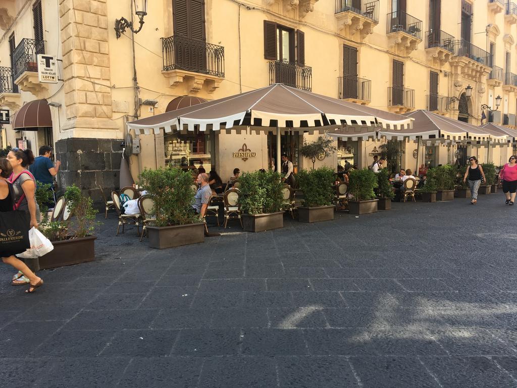 Amenano Apartments Catania Luaran gambar